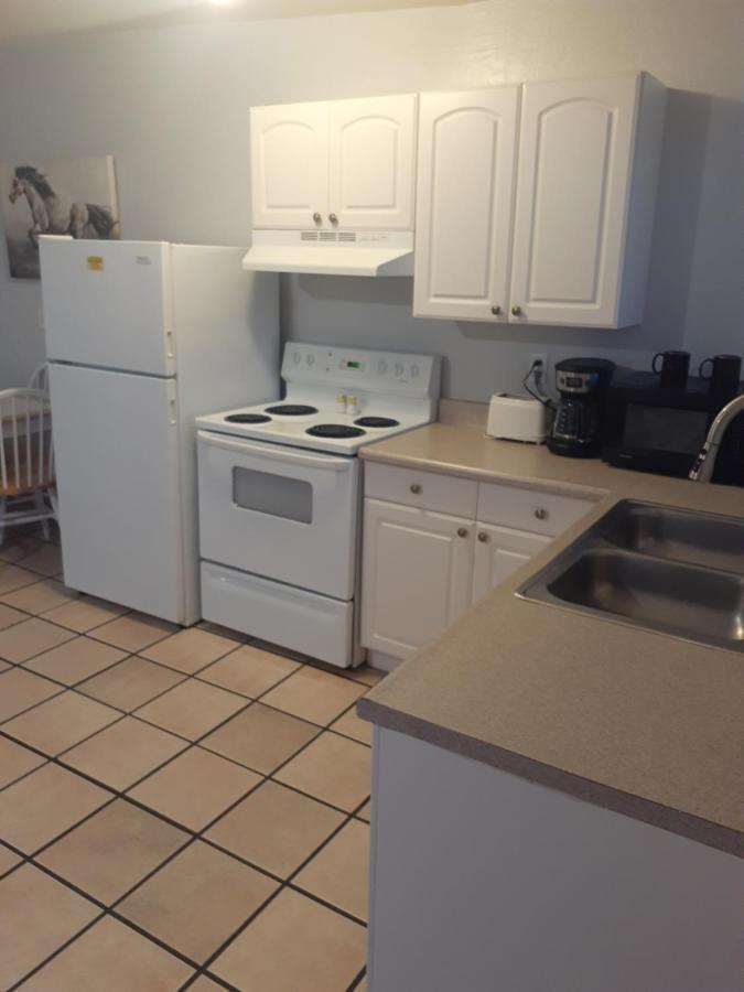 Stagecoach Suites Wickenburg Bagian luar foto