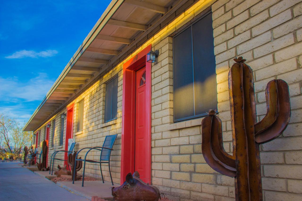 Stagecoach Suites Wickenburg Bagian luar foto