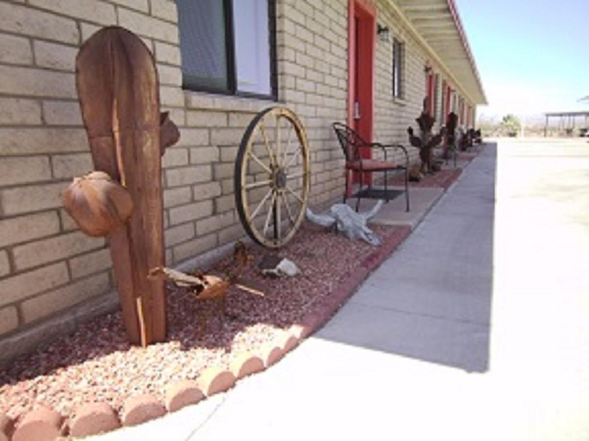 Stagecoach Suites Wickenburg Bagian luar foto