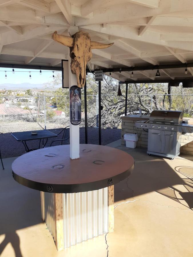 Stagecoach Suites Wickenburg Bagian luar foto