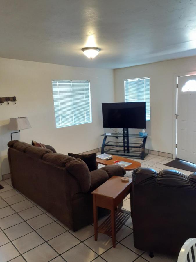 Stagecoach Suites Wickenburg Bagian luar foto